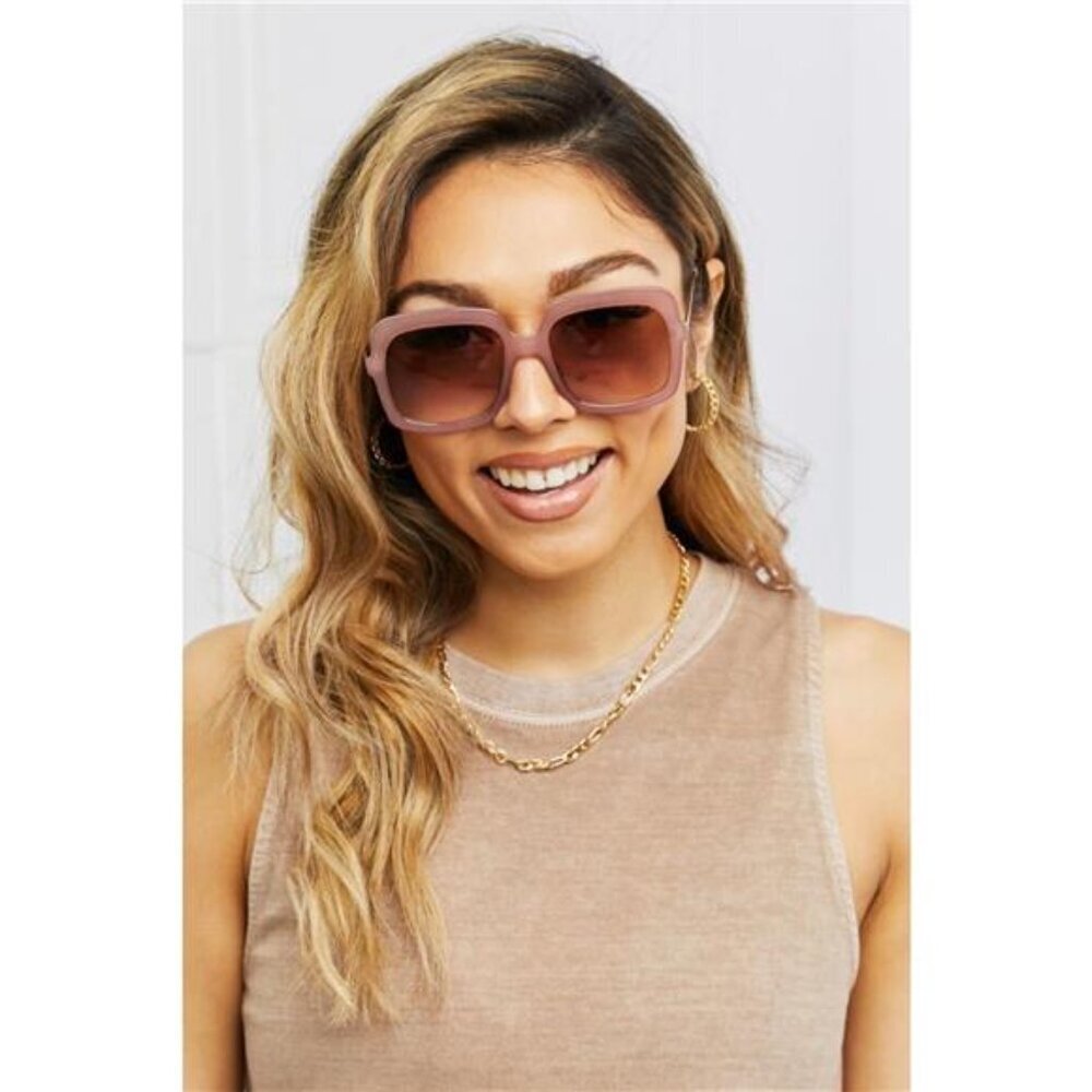 Square Metal-Plastic Hybrid Temple Sunglasses